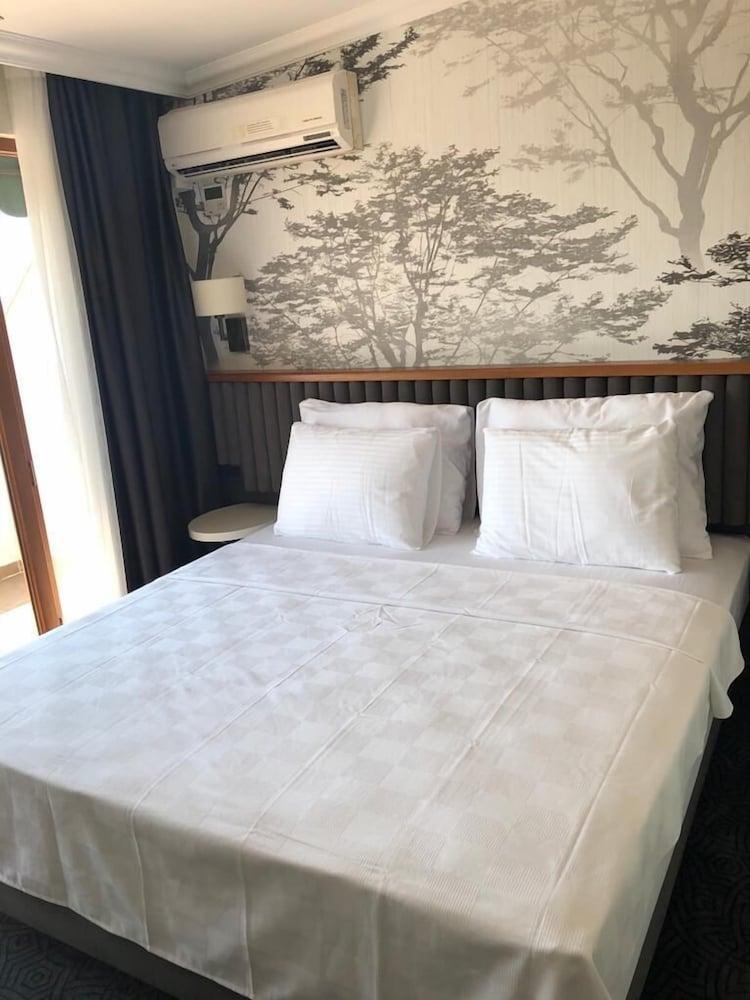 Double Royal Hotel Kocaeli Zewnętrze zdjęcie