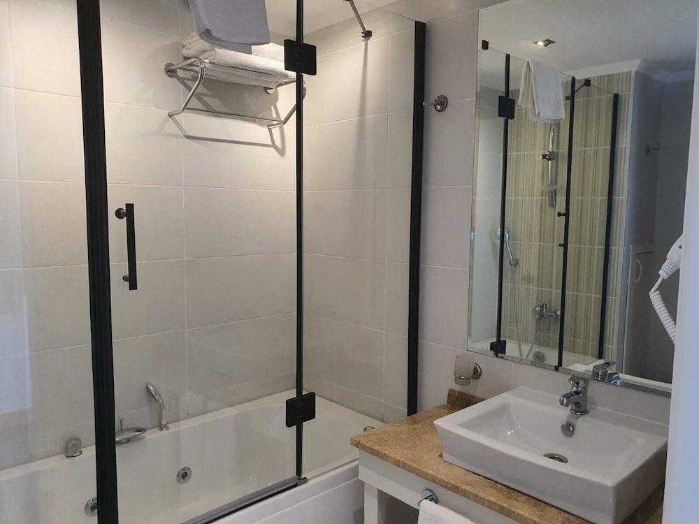 Double Royal Hotel Kocaeli Zewnętrze zdjęcie